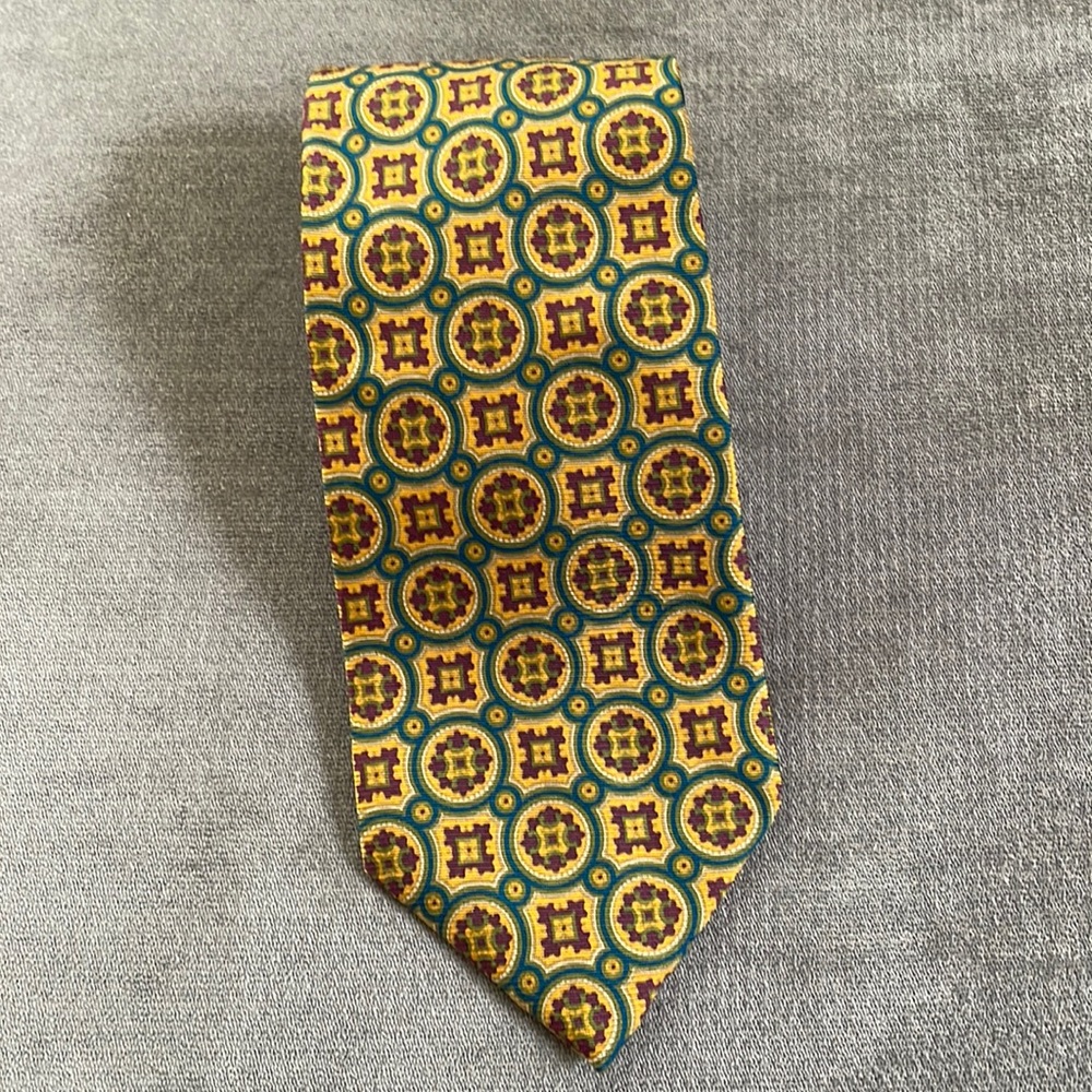 Brooks Brothers All Silk Tie in gold, maroon, blue and green - like new